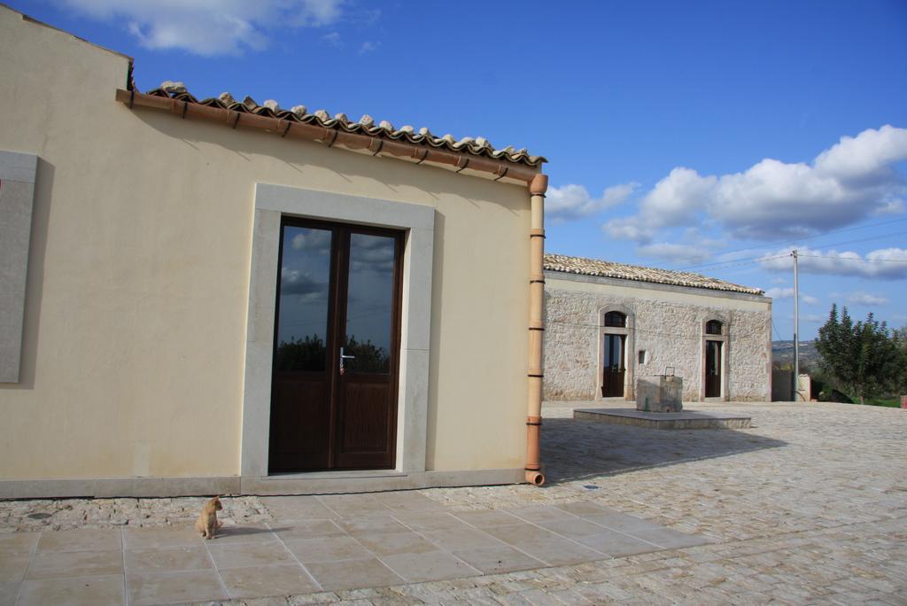 Agriturismo Gaia Villa Noto Ruang foto