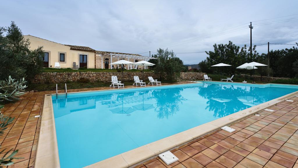 Agriturismo Gaia Villa Noto Bagian luar foto