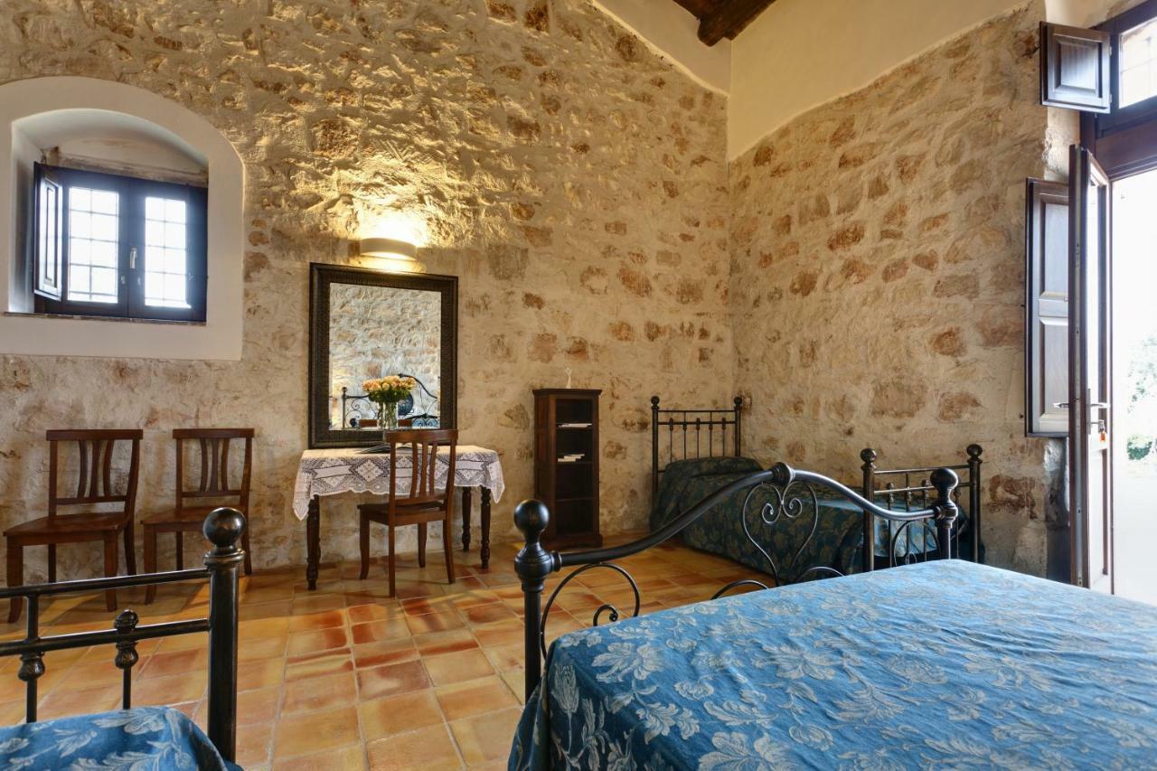Agriturismo Gaia Villa Noto Ruang foto